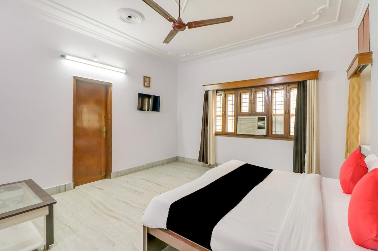Super Oyo Capital O Heritage House Colonelganj المظهر الخارجي الصورة
