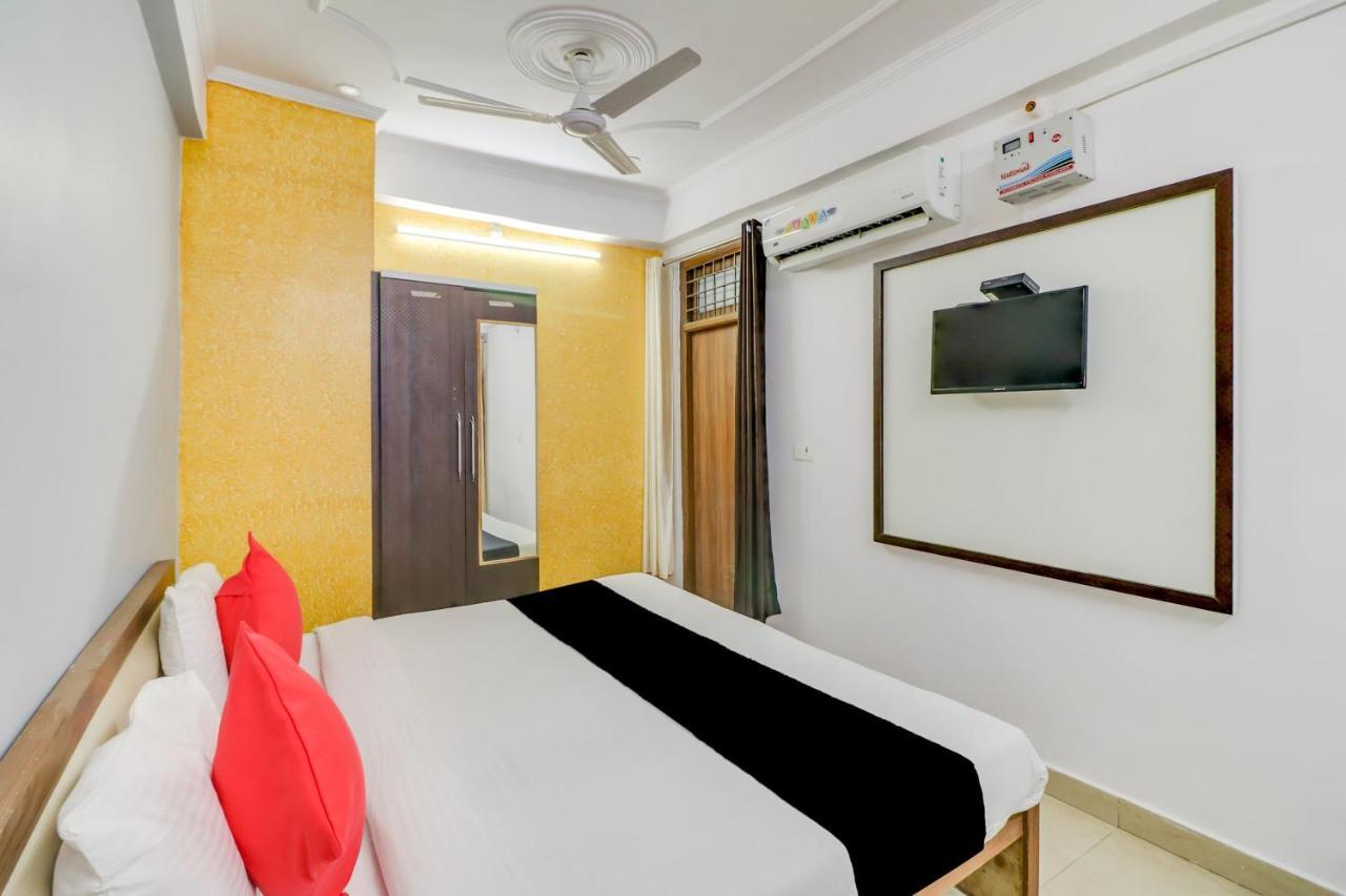 Super Oyo Capital O Heritage House Colonelganj المظهر الخارجي الصورة