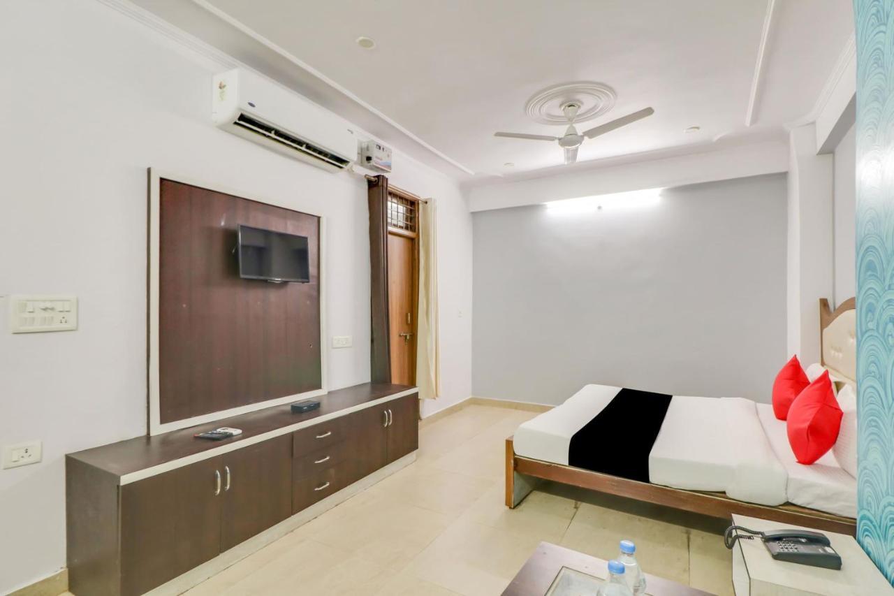 Super Oyo Capital O Heritage House Colonelganj المظهر الخارجي الصورة